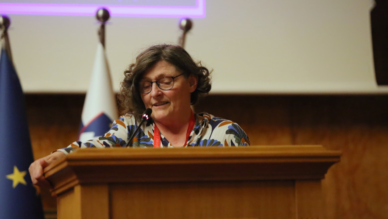 Jana S. Rošker